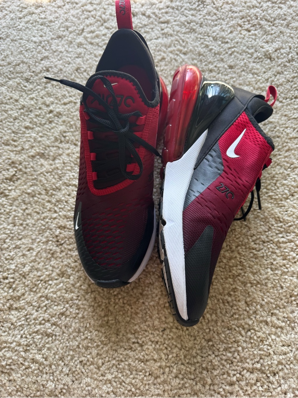 Nike Air Max 270 - Picture 12 of 12